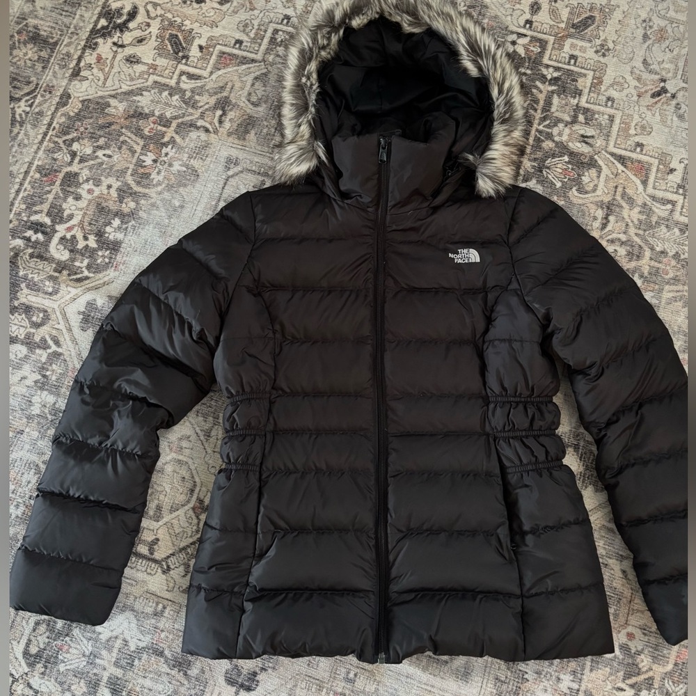 The North Face 550 Women’s Gotham Black Puffer Jacket Size M Excellent Condition